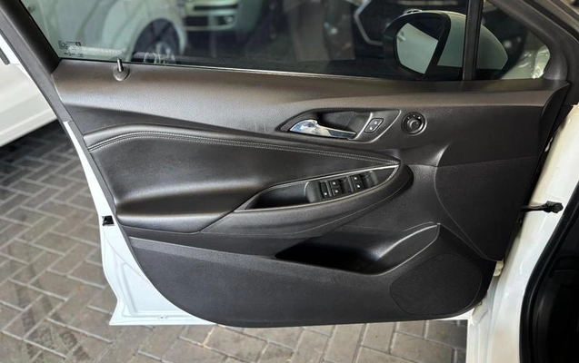 imagem-https://www.socarrao.com.br/sc-vehicle-images-prod/1254724/1789478620769-8040911_1_B_360c98aca2.jpeg
