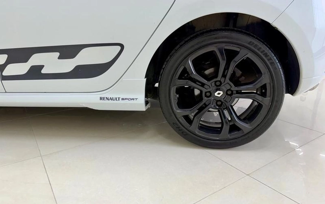 imagem-https://www.socarrao.com.br/sc-vehicle-images-prod/1254998/1789160451399-8066889_11_B_ad855e6668.jpeg