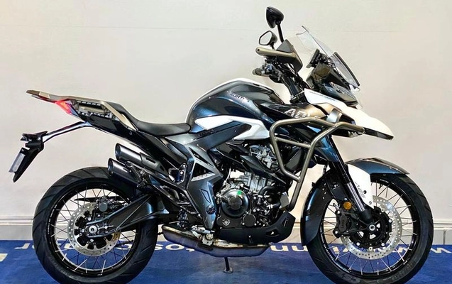 imagem-https://www.socarrao.com.br/sc-vehicle-images-prod/1255094/1780405961153-8053906_9_B_4c6d820ffc.jpeg