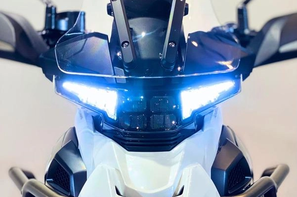 imagem-https://www.socarrao.com.br/sc-vehicle-images-prod/1255094/1780405961170-8053906_7_B_39057cb809.jpeg