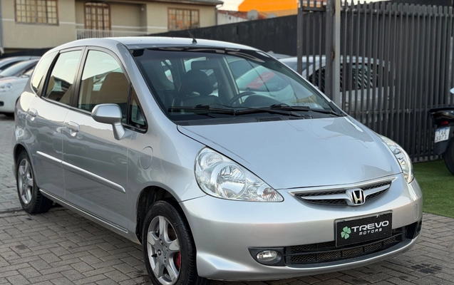 imagem-https://www.socarrao.com.br/sc-vehicle-images-prod/1256109/1778619491809-SU1HXzg0MzMuanBlZw.jpeg