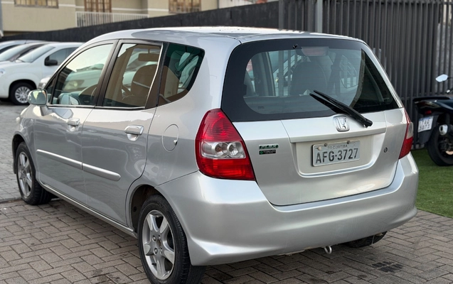 imagem-https://www.socarrao.com.br/sc-vehicle-images-prod/1256109/1778619492112-SU1HXzg0NDAuanBlZw.jpeg