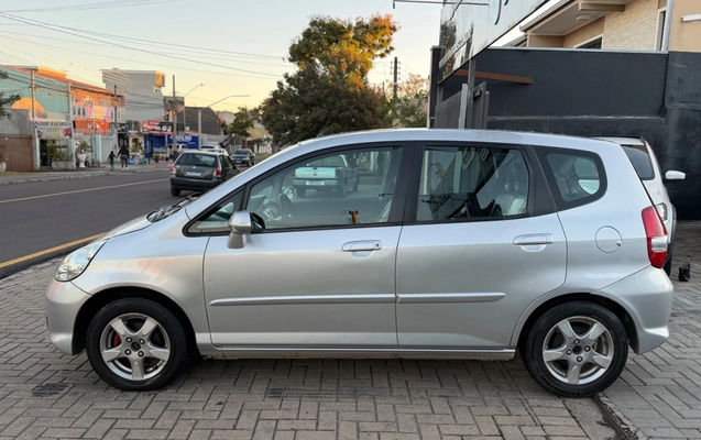 imagem-https://www.socarrao.com.br/sc-vehicle-images-prod/1256109/1778619492169-SU1HXzg0MzUuanBlZw.jpeg
