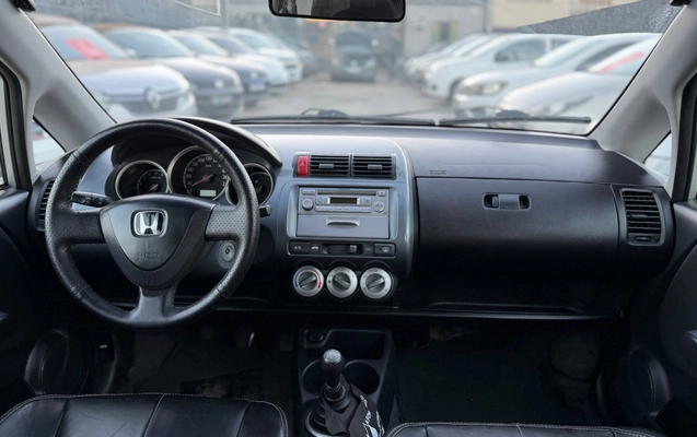 imagem-https://www.socarrao.com.br/sc-vehicle-images-prod/1256109/1778619492395-SU1HXzg0NDQuanBlZw.jpeg