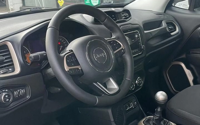 imagem-https://www.socarrao.com.br/sc-vehicle-images-prod/1256885/1778188683477-gb-90be10a.jpeg