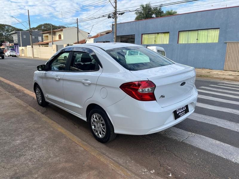 imagem-https://www.socarrao.com.br/sc-vehicle-images-prod/12591/1769987945205-6087621OR_1723038214_16_750.jpg