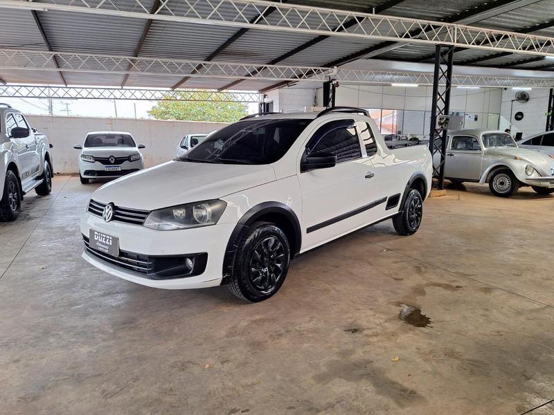 Volkswagen Saveiro 2015 Branco — foto 1 de 3