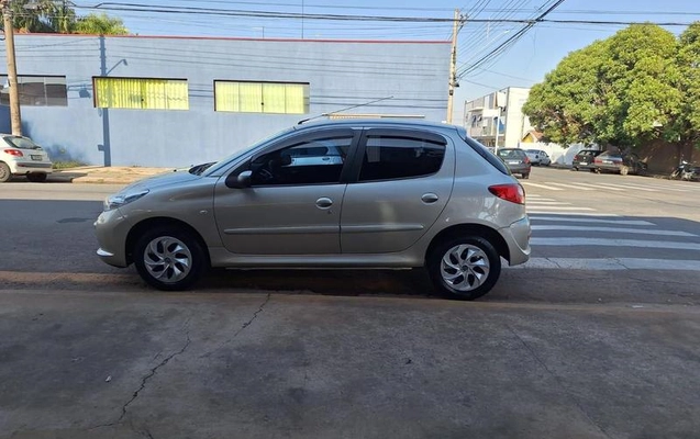imagem-https://www.socarrao.com.br/sc-vehicle-images-prod/12593/1769987945594-6106912OR_1723813172_68_150.jpg