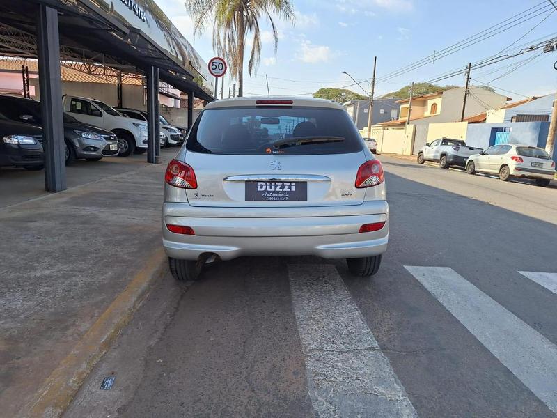 imagem-https://www.socarrao.com.br/sc-vehicle-images-prod/12593/1769987945595-6106912OR_1723813172_4_690.jpg