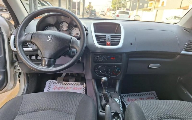 imagem-https://www.socarrao.com.br/sc-vehicle-images-prod/12593/1769987945595-6106912OR_1723813174_5_890.jpg