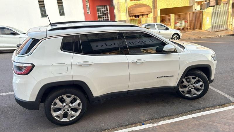 imagem-https://www.socarrao.com.br/sc-vehicle-images-prod/12594/1769987945785-6117060OR_1724160357_6_120.jpg