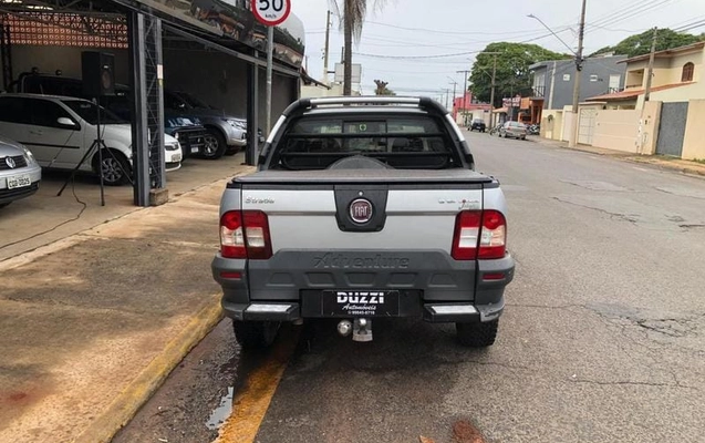 imagem-https://www.socarrao.com.br/sc-vehicle-images-prod/12601/1769987947113-6364890OR_1733831710_88_890.jpg
