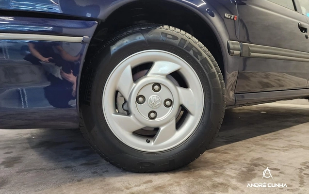 imagem-https://www.socarrao.com.br/sc-vehicle-images-prod/12609/1789412825998-c90f674de29b4d94a34b927f729e54bd_1766243622615.jpeg