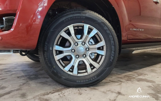 imagem-https://www.socarrao.com.br/sc-vehicle-images-prod/12614/1789732514950-9186d630f3c04a1aa55b85469652fb05_1760530061932.jpeg