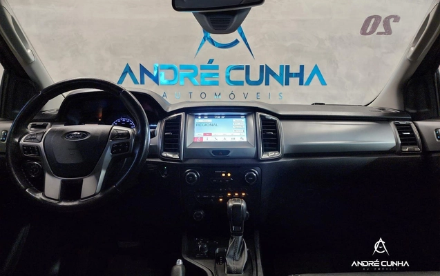 imagem-https://www.socarrao.com.br/sc-vehicle-images-prod/12614/1789732514952-c5e2dbee05314e9e8a84fefc26afa58d_1760530063411.jpeg
