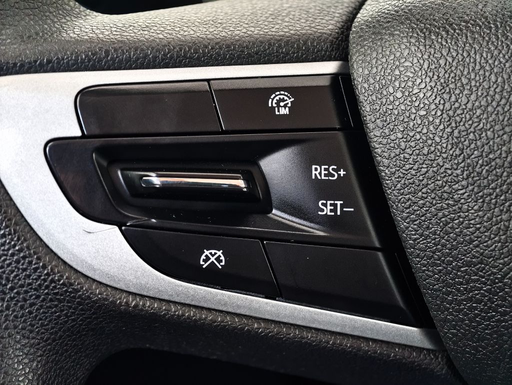imagem-https://www.socarrao.com.br/sc-vehicle-images-prod/12651/1769987946580-7147760OR_1766763695_75_70.jpg