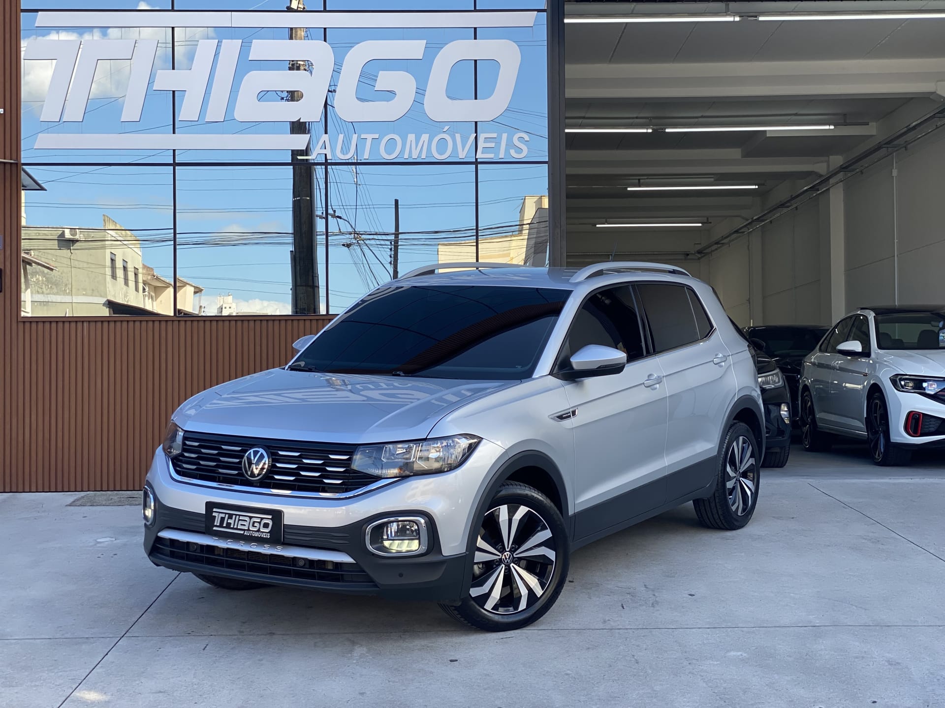 Volkswagen T-Cross 2022 Cinza — foto 1 de 3