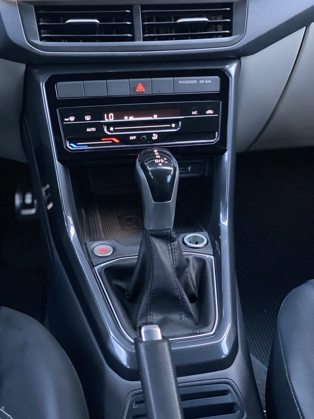 imagem-https://www.socarrao.com.br/sc-vehicle-images-prod/12673/1769987951344-7205169OR_1767725230_16_460.jpg