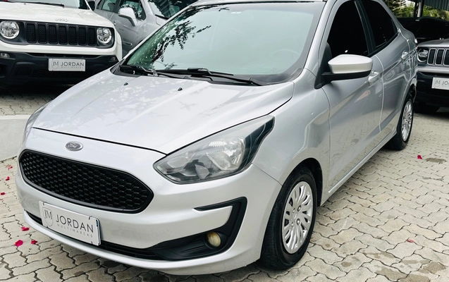 imagem-https://www.socarrao.com.br/sc-vehicle-images-prod/12687/1789507283044-003_a16e72827cb02e644f1ebb71aabab70a.jpeg