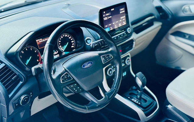 imagem-https://www.socarrao.com.br/sc-vehicle-images-prod/12690/1789073243325-003_53a8318646b5f8f3a229c39c05004883.jpeg