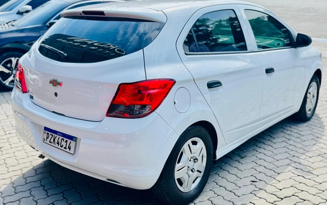 imagem-https://www.socarrao.com.br/sc-vehicle-images-prod/12691/1789507382158-003_656ef06a5747079168f6138db115dccb.jpeg