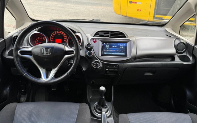 imagem-https://www.socarrao.com.br/sc-vehicle-images-prod/12699/1789506280307-003_daf5f92755a48bda4279609eaa2786ab.jpeg
