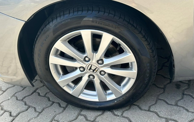 imagem-https://www.socarrao.com.br/sc-vehicle-images-prod/12702/1789505332368-003_b414e38dd78c1793e30f5e86e1ac9e34.jpeg