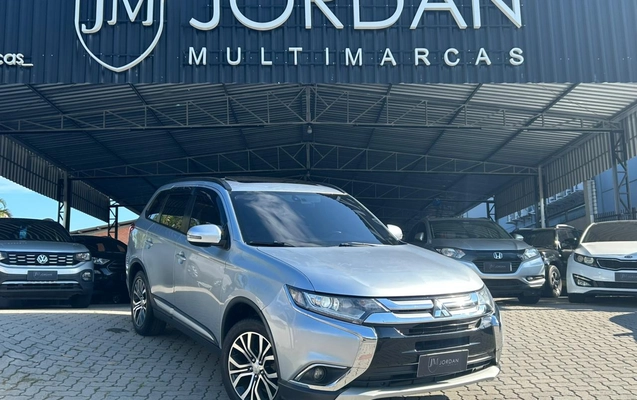 imagem-https://www.socarrao.com.br/sc-vehicle-images-prod/12717/1789507449392-003_b47ba36ed27ddb5ddf8109a91f0e7083.jpeg