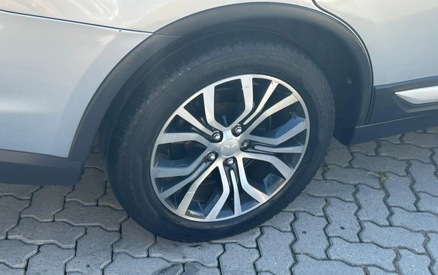 imagem-https://www.socarrao.com.br/sc-vehicle-images-prod/12717/1789507449407-003_a333bd5315e23e1a6bc2bbdae6e60af7.jpeg