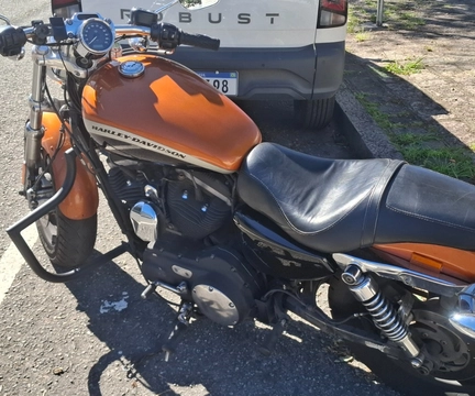 Harley-Davidson XL 1200 CUSTOM LIMITED CA/CB 2014 Laranja — foto 1 de 3