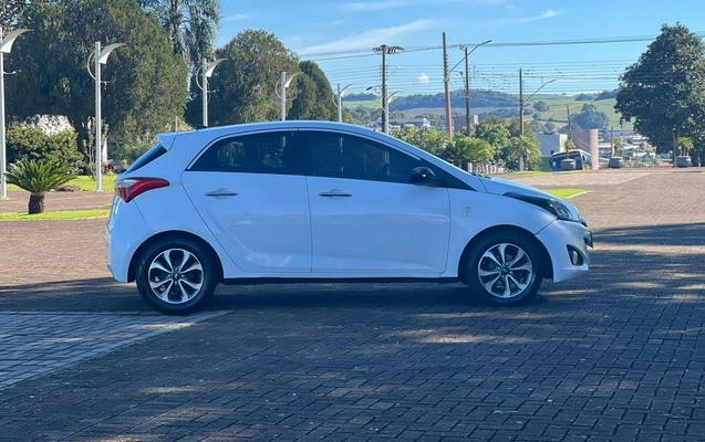 imagem-https://www.socarrao.com.br/sc-vehicle-images-prod/1275647/1778242053965-a0af281aa7274673b96125ae5ea1f8ea_1778241943631.jpeg
