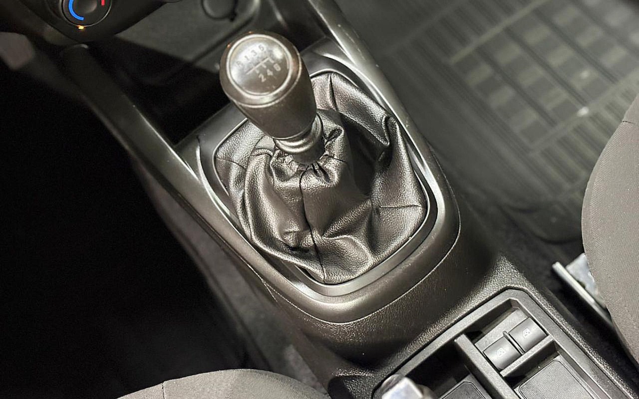 imagem-https://www.socarrao.com.br/sc-vehicle-images-prod/1278960/1778246996723-Q0hFVlJPTEVUIE9OSVggSk9ZIC0gMjAyMSAtIFBSQVRBIC0gUkhGNkc3NSAoMjEpLmpwZw.jpg