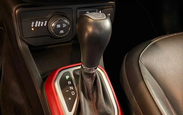 imagem-https://www.socarrao.com.br/sc-vehicle-images-prod/1279297/1778247432390-5c7f1b8b-48b8-4bf2-bb30-6f491fea210f.jpg