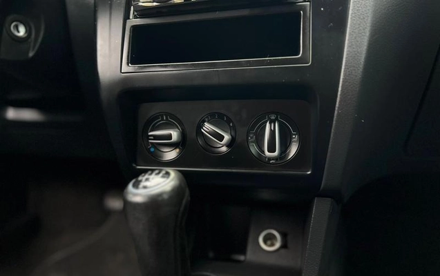 imagem-https://www.socarrao.com.br/sc-vehicle-images-prod/1279455/1789661403454-8068236_3_B_5bd23823ba.jpeg