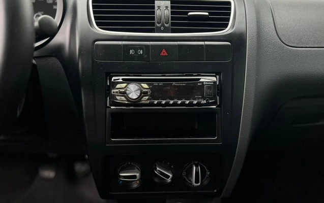 imagem-https://www.socarrao.com.br/sc-vehicle-images-prod/1279455/1789661403456-8068236_7_B_f06b223962.jpeg