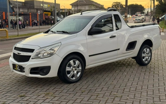 imagem-https://www.socarrao.com.br/sc-vehicle-images-prod/1280359/1778248888084-1_103109.jpg