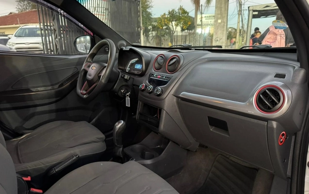 imagem-https://www.socarrao.com.br/sc-vehicle-images-prod/1280359/1778248888084-7_103109.jpg