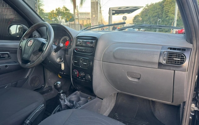imagem-https://www.socarrao.com.br/sc-vehicle-images-prod/1280386/1778248943211-7_102933.jpg