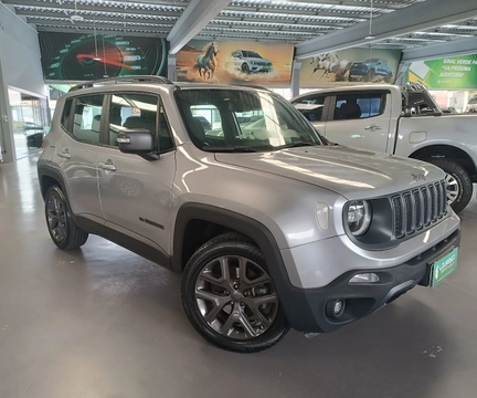 Jeep Renegade 2021 Prata — foto 1 de 3