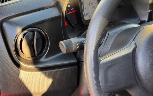 imagem-https://www.socarrao.com.br/sc-vehicle-images-prod/1280482/1778249250185-V2hhdHNBcHAgSW1hZ2UgMjAyNi0wNS0wNyBhdCAxNS41MS4zMS5qcGVn.jpeg