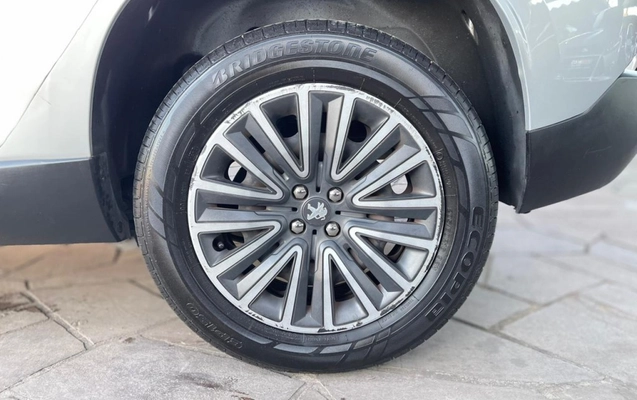 imagem-https://www.socarrao.com.br/sc-vehicle-images-prod/1280991/1778249891602-154f9f08-0231-4ee5-ac48-bbd4b64b2748.jpg