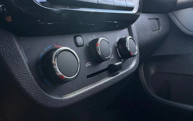 imagem-https://www.socarrao.com.br/sc-vehicle-images-prod/1282110/1786026807904-8060919_6_B_0a3e5f62e4.jpeg