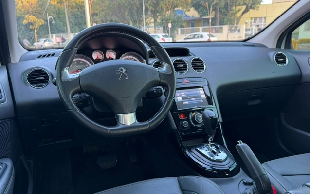 imagem-https://www.socarrao.com.br/sc-vehicle-images-prod/1282189/1778251706700-10_114800.jpg