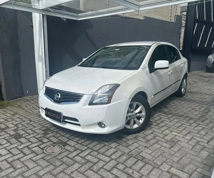 Nissan Sentra 2013 Branco — foto 1 de 3