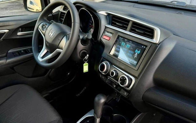 imagem-https://www.socarrao.com.br/sc-vehicle-images-prod/1283292/1786026812389-8060895_11_B_6867e45710.jpeg