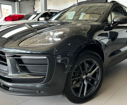Porsche Macan 2.0 Turbo 2023 Cinza — foto 1 de 3