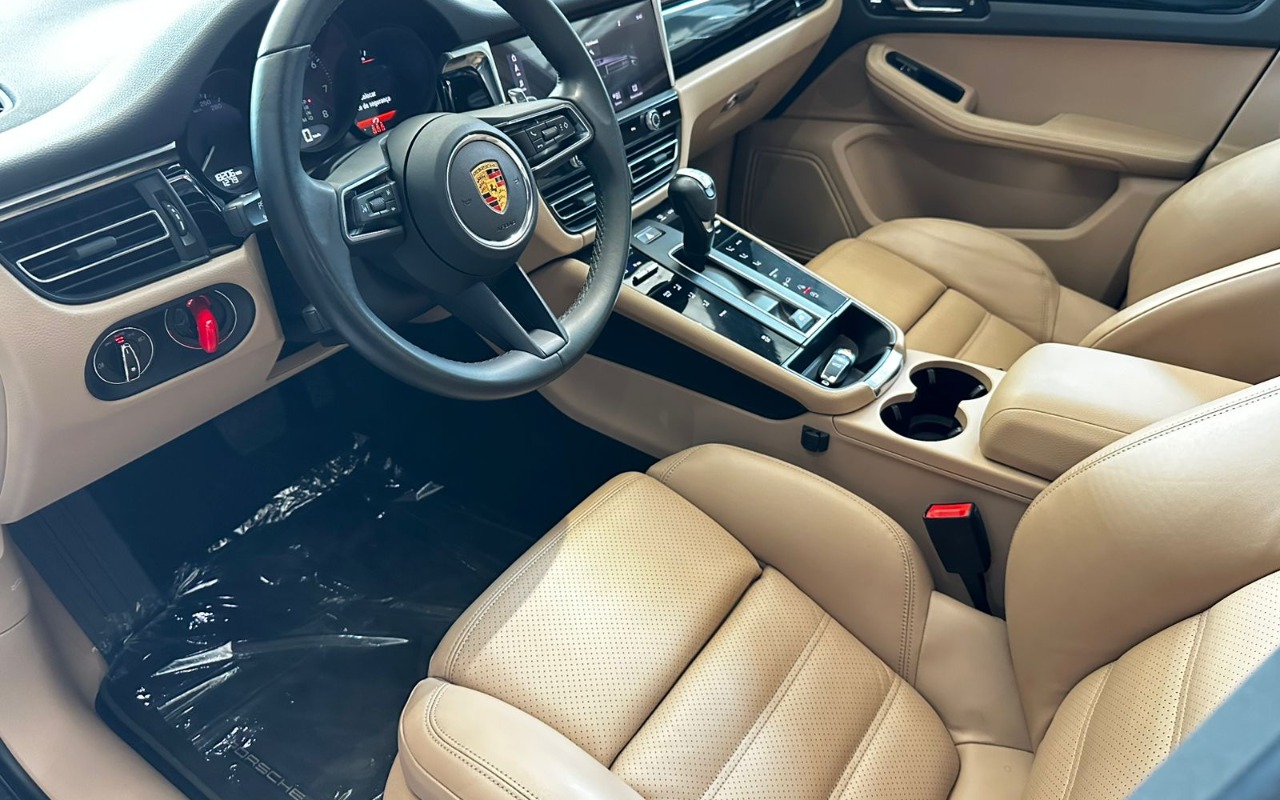imagem-https://www.socarrao.com.br/sc-vehicle-images-prod/1285917/1778257888674-V2hhdHNBcHAgSW1hZ2UgMjAyNi0wNS0wOCBhdCAxMy4wOC41NCAoMSkuanBlZw.jpeg