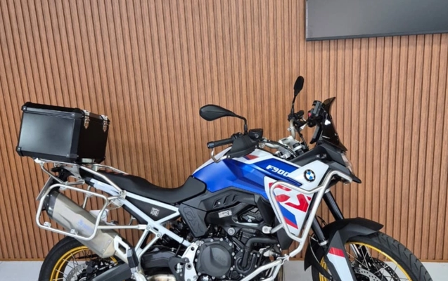 imagem-https://www.socarrao.com.br/sc-vehicle-images-prod/1287049/1778259984420-QSAxLnBuZw.png