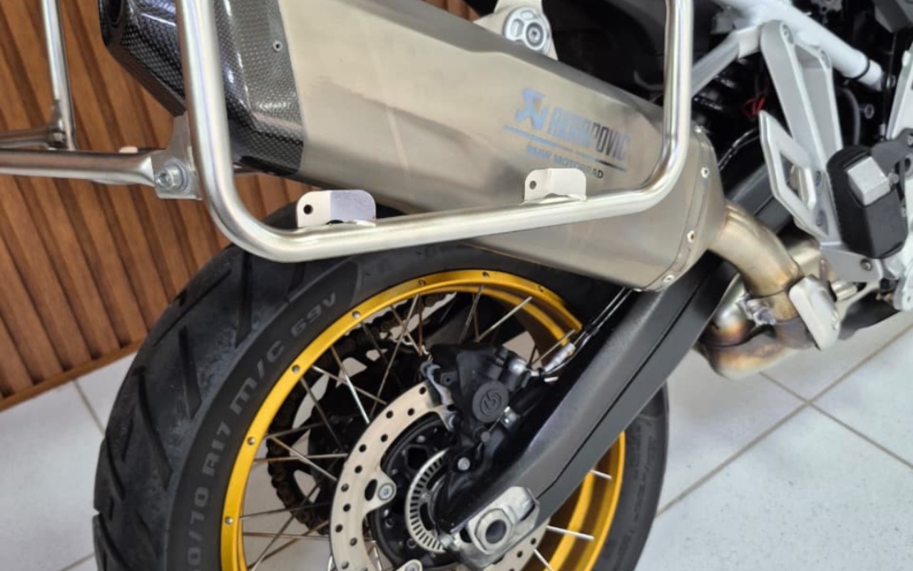 imagem-https://www.socarrao.com.br/sc-vehicle-images-prod/1287049/1778259985048-RyA3LnBuZw.png