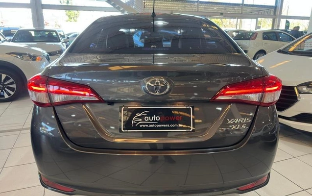 imagem-https://www.socarrao.com.br/sc-vehicle-images-prod/1287591/1788380718787-8069635_5_B_df8f06d2c5.jpeg